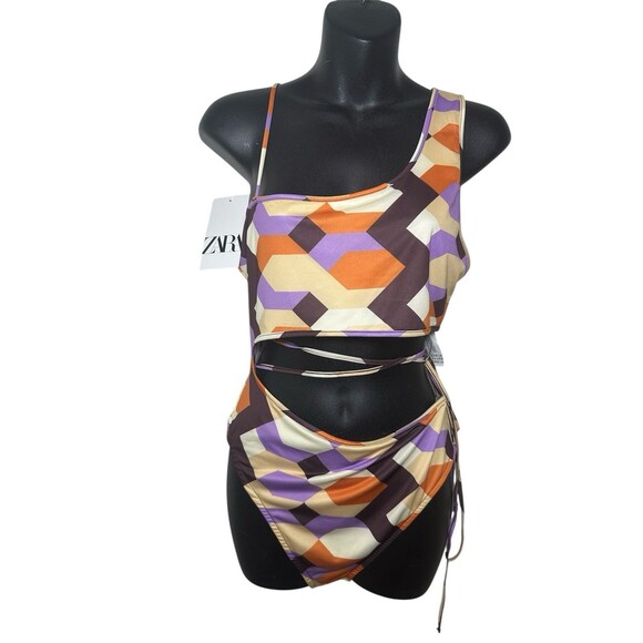 ZARA Geometric print cut out body suit Size L Bathing Suit Beach Pool Tanning - Picture 1 of 13